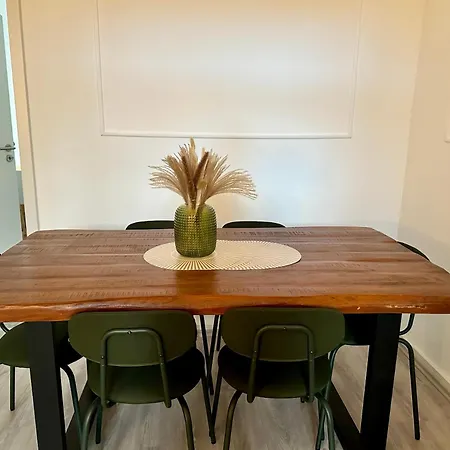 Modernes 3-zimmer Im Zentrum Appartement Neumünster