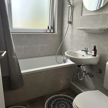 Appartement Modernes 3-zimmer Im Zentrum